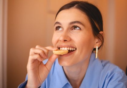 Foods to Avoid After Getting Porcelain Veneers